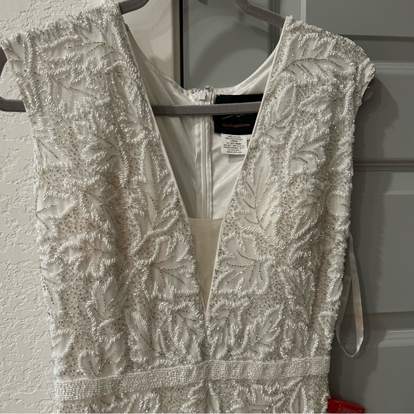 New Mac Duggal White Leaf Embroidered Beaded Gown - Picture 3 of 9